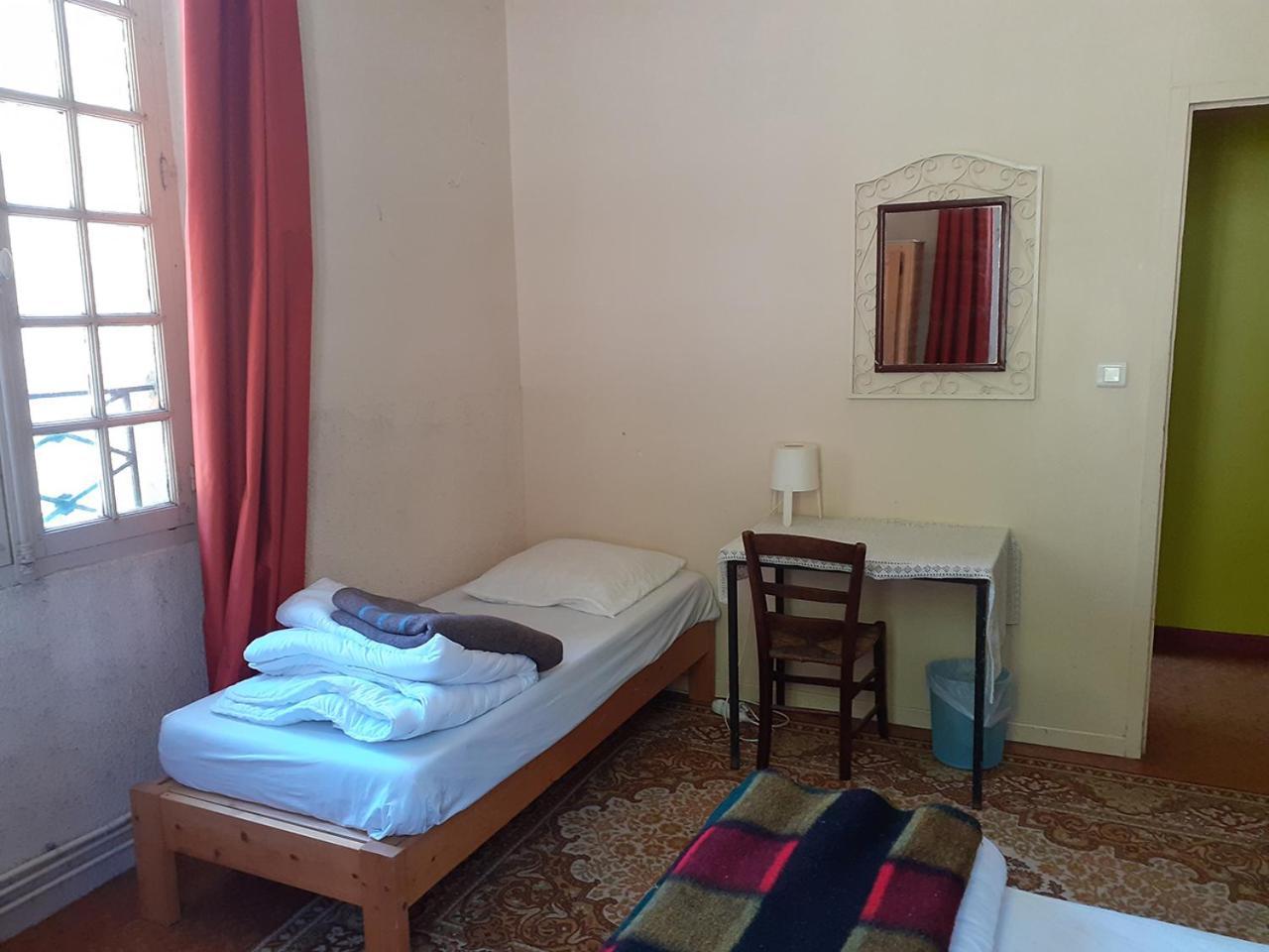 Le Moulin De Saleth Hotel Saint-Antonin-Noble-Val Bilik gambar